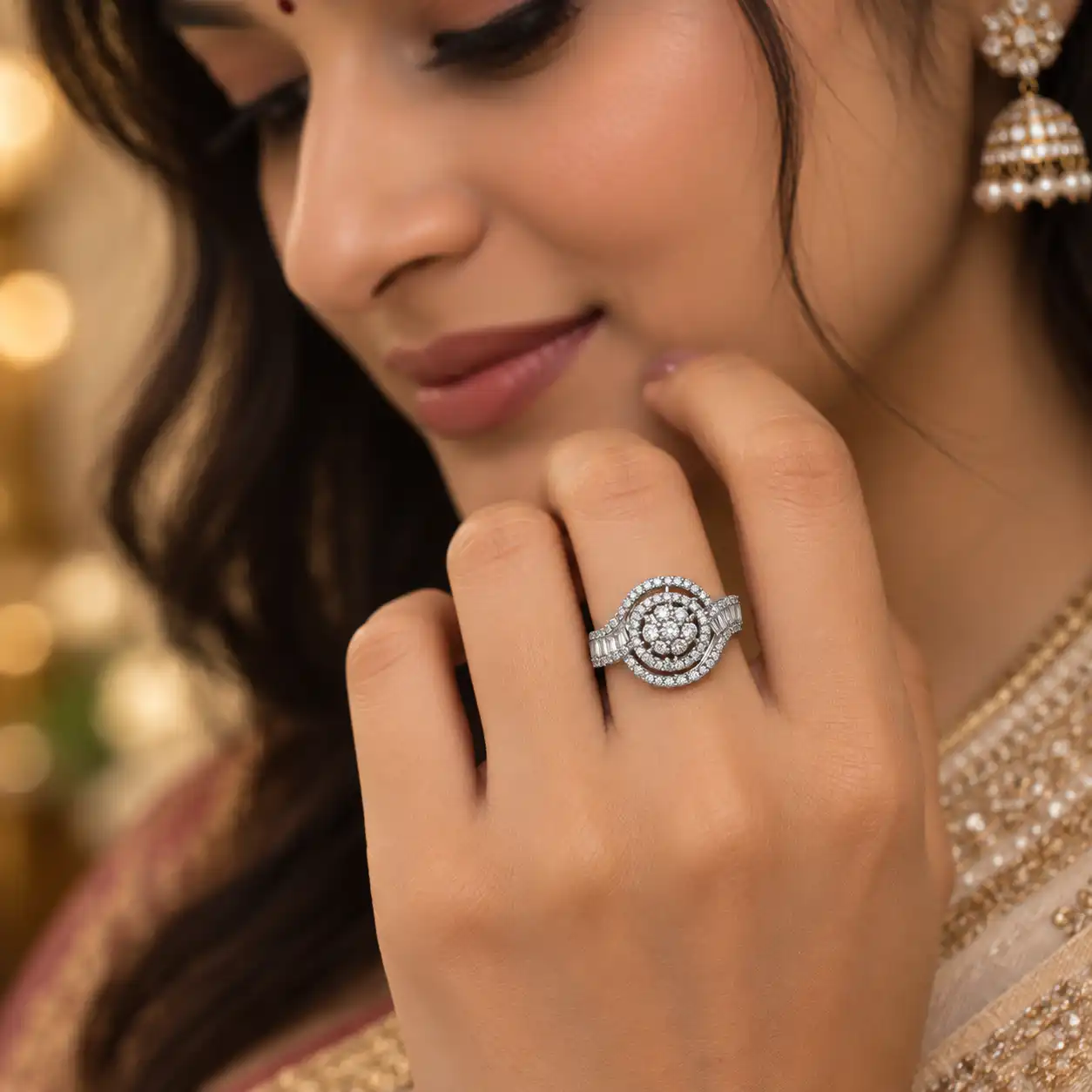 Elegant Circular Halo Solitaire Statement Ring - Image 2
